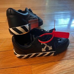 Off White sneaker size 37